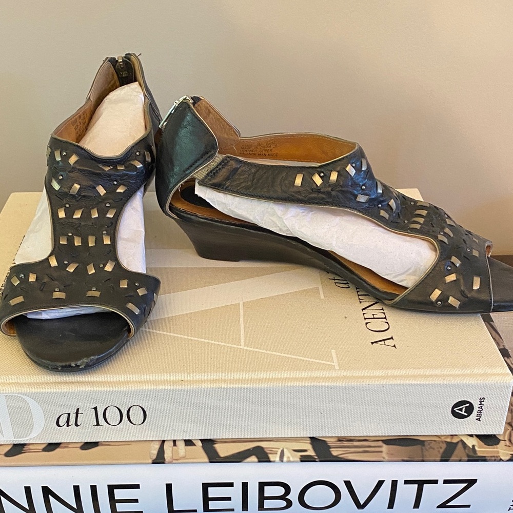 Clarks wedge sandals - Sz 9